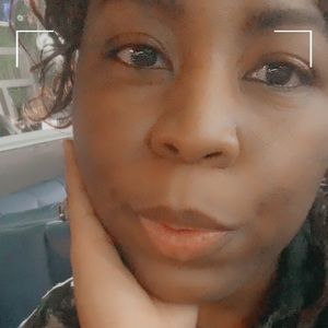 Meet your Posher, Michele